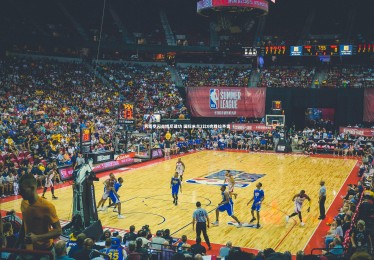 皇冠网官网_劳塔罗闪击博尼建功 国际米兰2比0完胜拉齐奥